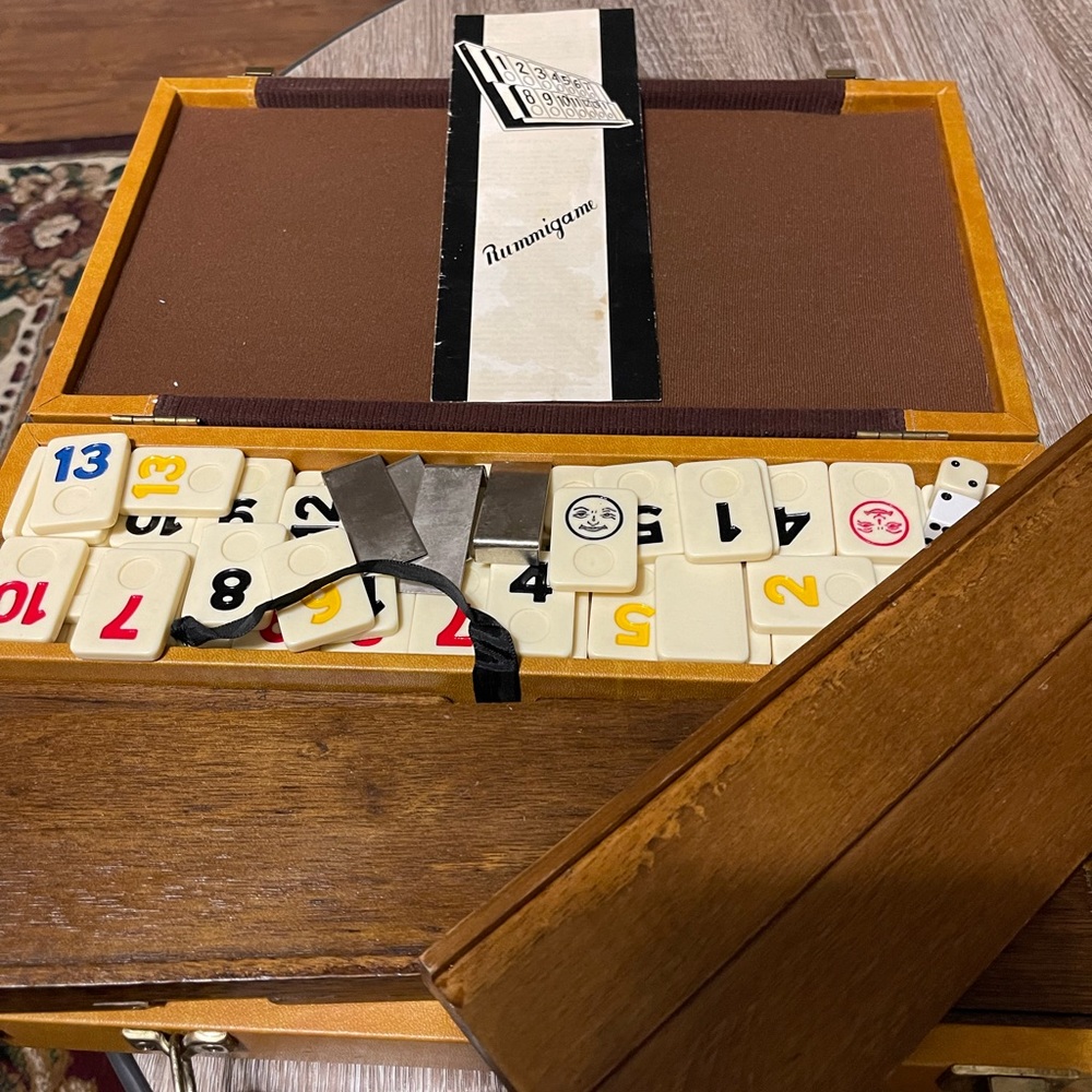 Vintage Rummies mid Century Z game